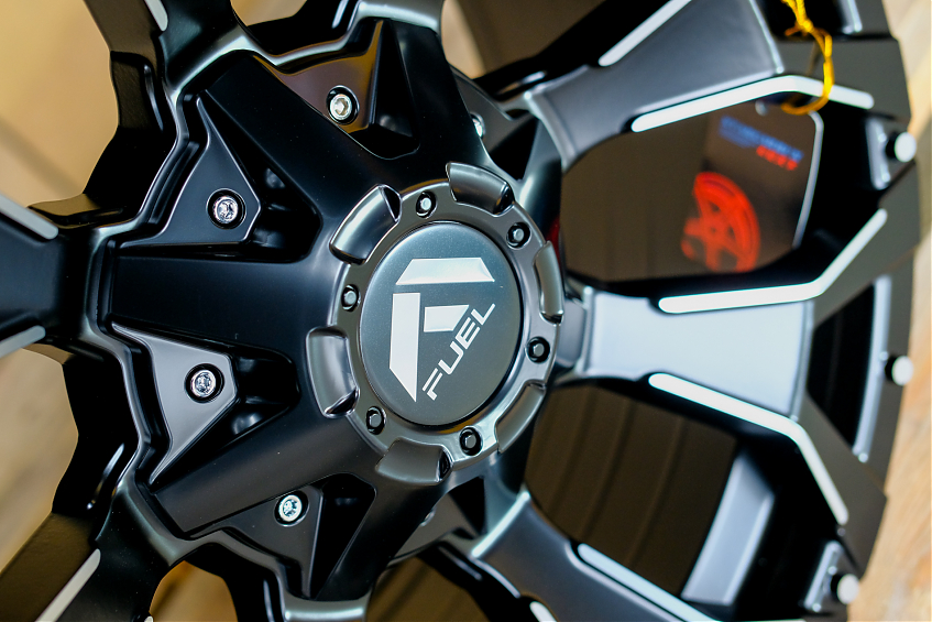 ДИСК АВТОМОБИЛЬНЫЙ АЛЮМИНИЕВЫЙ ЛИТОЙ Fuel Zephyr (РЕПЛИКА) R20Х9 ET+18 5X139.7 \ 5X150 ЦО-110.1 Черный матовый