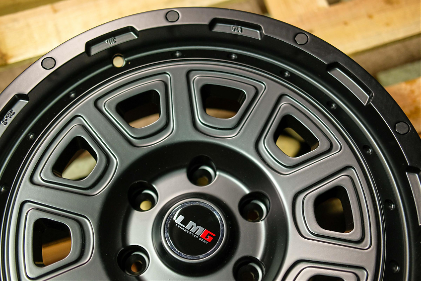 ДИСК АВТОМОБИЛЬНЫЙ АЛЮМИНИЕВЫЙ ЛИТОЙ LEHRMEISTER GEAR LMG DS-10 18х8 ET+25 6X139.7 ЦО-106.2