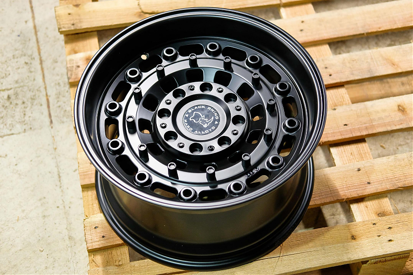 ДИСК АВТОМОБИЛЬНЫЙ АЛЮМИНИЕВЫЙ ЛИТОЙ BLACK RHINO ARSENAL (Реплика) 17х9 ET-0 6X139.7 6X135 ЦО-106