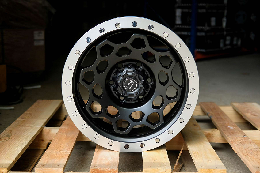 ДИСК АВТОМОБИЛЬНЫЙ АЛЮМИНИЕВЫЙ ЛИТОЙ Black Rhino JT240 (Реплика) 17х9 ET-0 6X139.7 ЦО-110,1 черный матовый