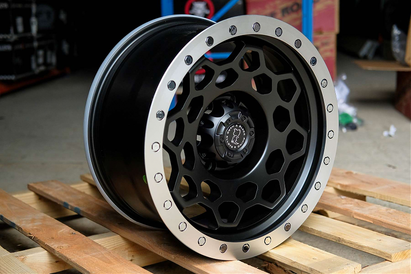 ДИСК АВТОМОБИЛЬНЫЙ АЛЮМИНИЕВЫЙ ЛИТОЙ Black Rhino JT240 (Реплика) 17х9 ET-0 6X139.7 ЦО-110,1 черный матовый