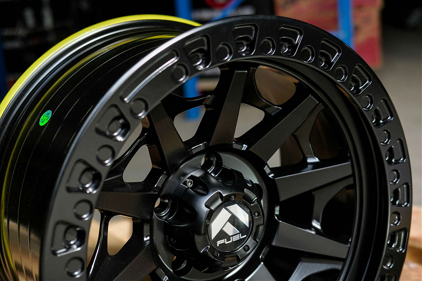 ДИСК АВТОМОБИЛЬНЫЙ АЛЮМИНИЕВЫЙ FUEL Model D694 (Реплика) 17х9 ET-0 5x127 ЦО-71.6