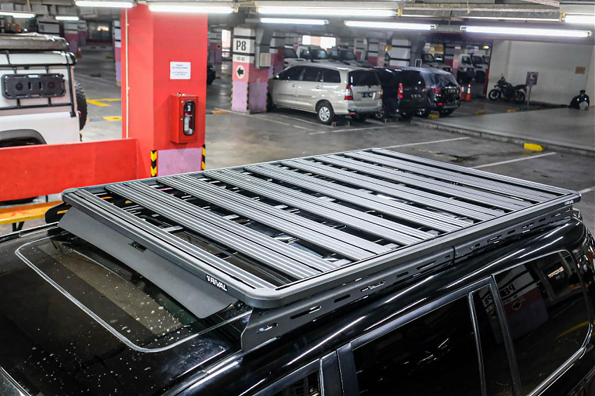 Багажник алюминиевый (платформа с креплением) Rival для Toyota Land Cruiser 200 и Lexus LX