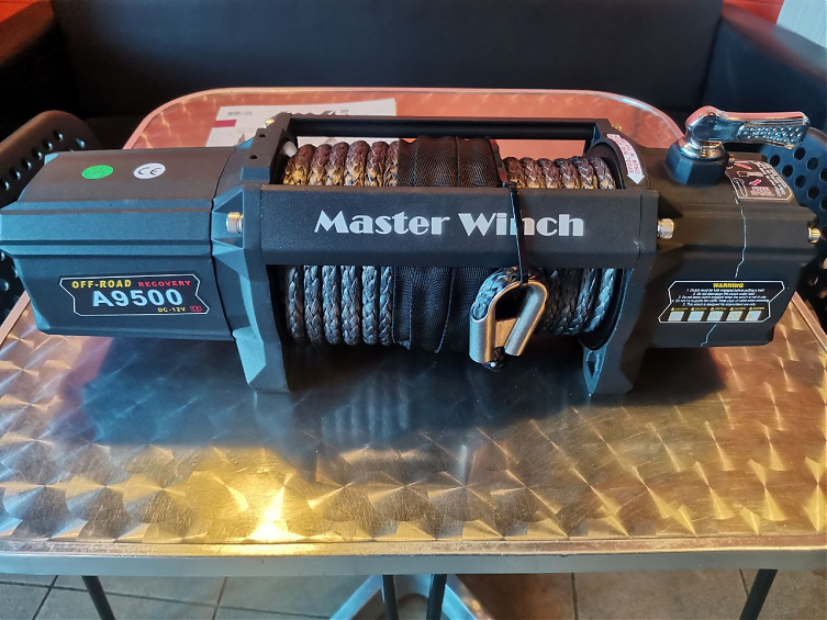 Лебедка MASTER WINCH A-серии 9500S 12v (тяговое усилие до 4310 кг) с синтетическим тросом