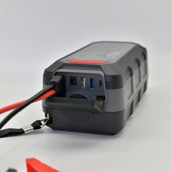 Портативная зарядная электростанция BERKUT PSL-150