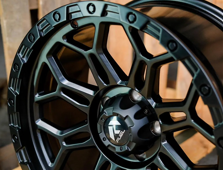 ДИСК АВТОМОБИЛЬНЫЙ АЛЮМИНИЕВЫЙ FUEL Model (Реплика) 18х9 ET-0 6X139.7 ЦО-110,1