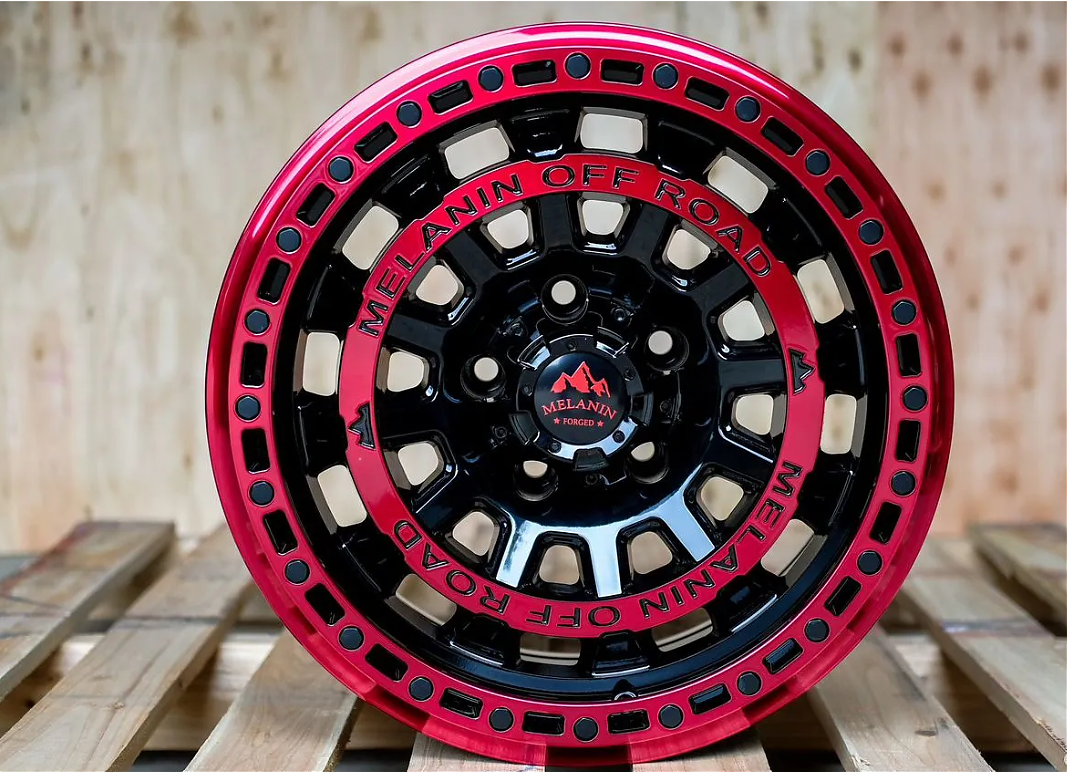 ДИСК АВТОМОБИЛЬНЫЙ АЛЮМИНИЕВЫЙ ЛИТОЙ Melanin Off Road Wheels 12173 r17x8.5 5x127,7 ET-12 ЦО 71.56 Черный + красный