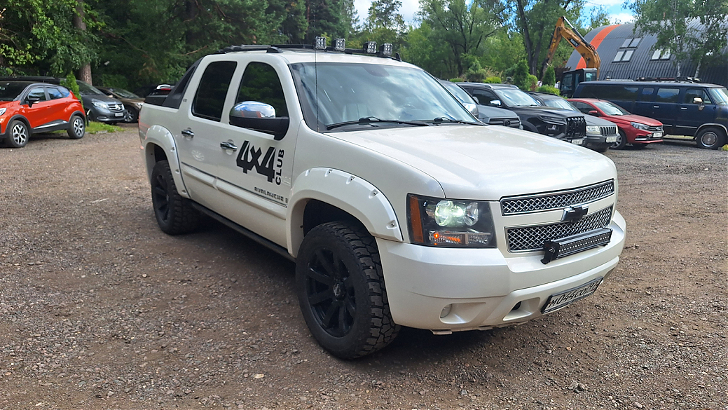 Chevrolet Avalanche 6.0 AT, 2008