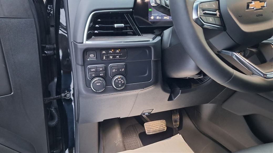 CHEVROLET ТАНОЕ LT Черный, рестайлинг 2025